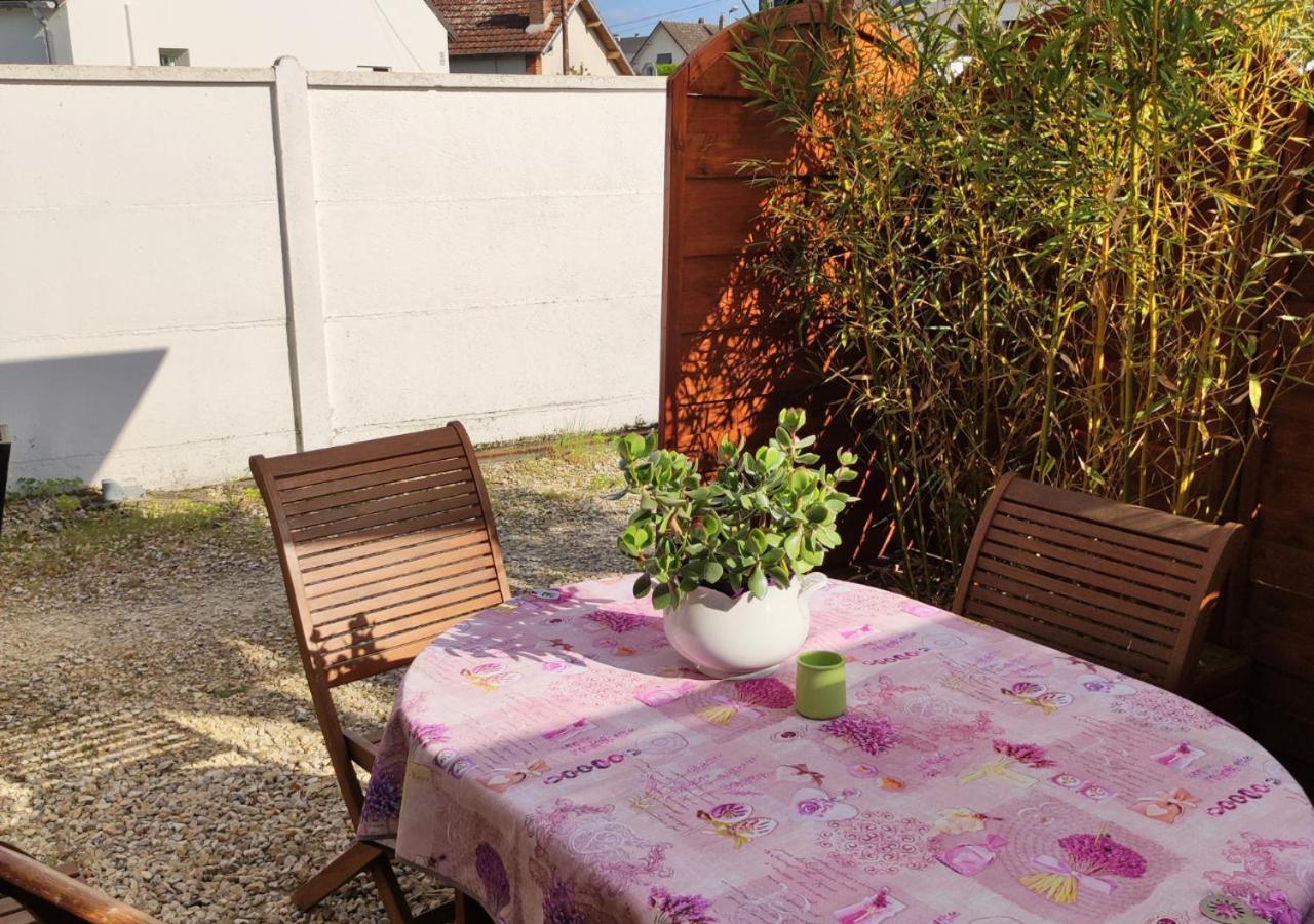 Avec Terrasse 